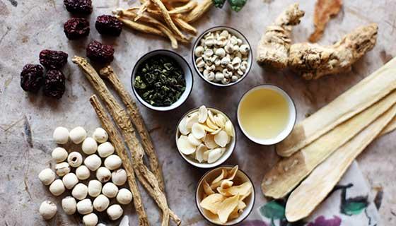 Chinese Medicine and Home Kitchen