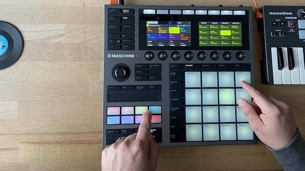 Native Instruments Maschine screen.jpeg