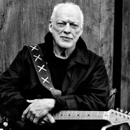 David_Gilmour_London_2024_Copyright_Anton_Corbijn_01.jpg?crop=0px%2C107px%2C2000px%2C1127px&resize=1
